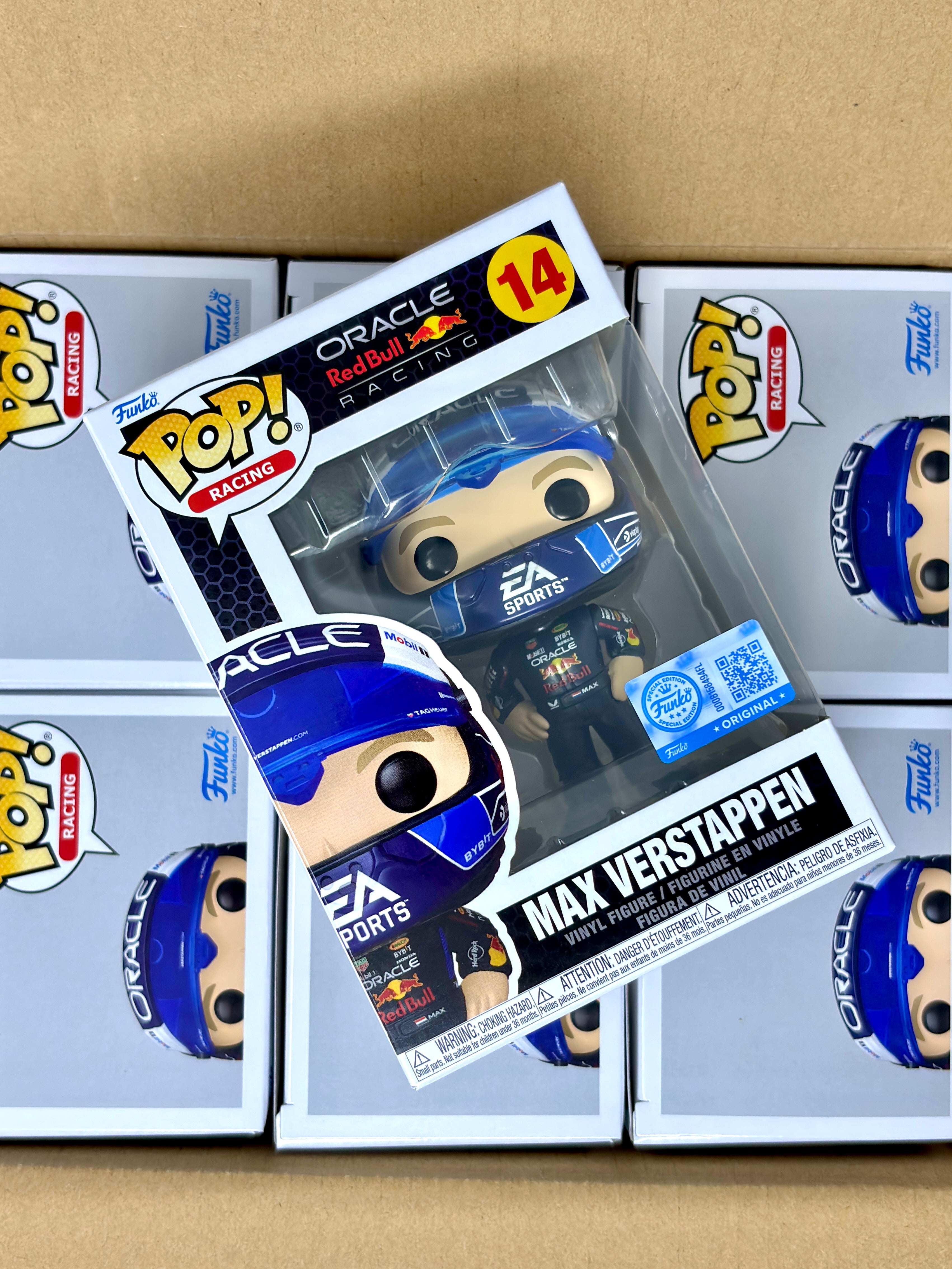 Funko Pop Max Verstappen USA Racing Helmet #14 – Formula 1 w/ Protector