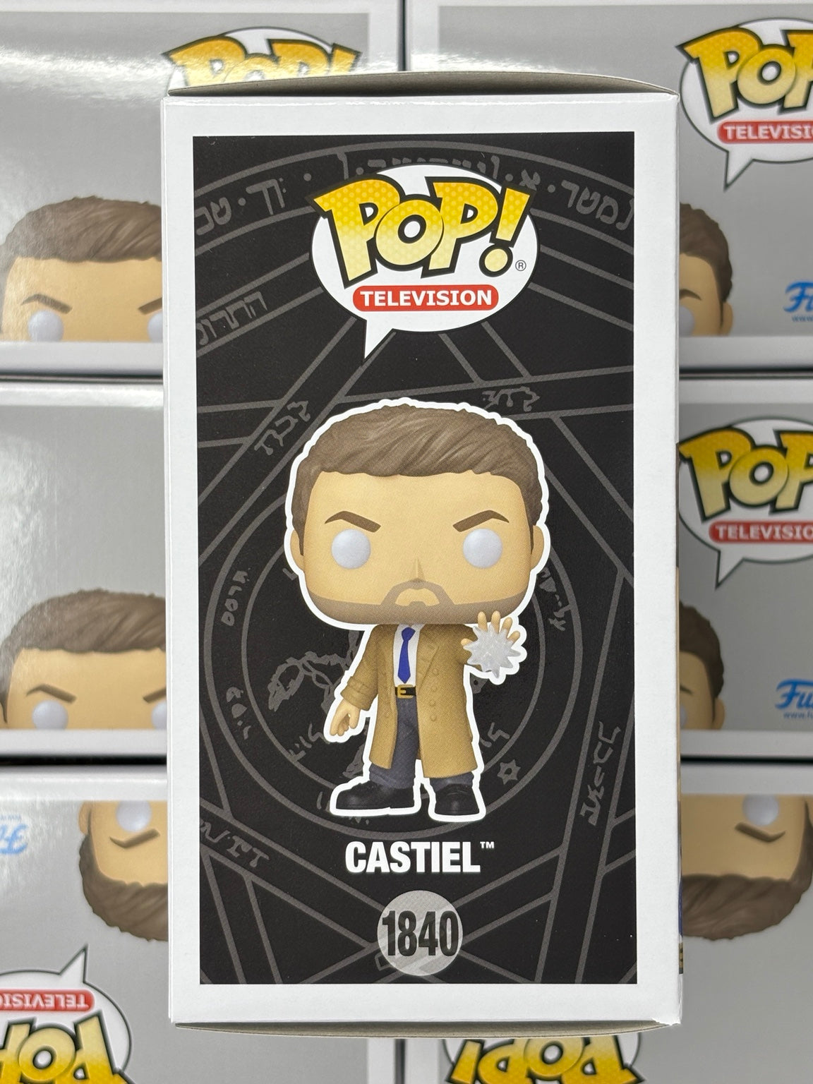 Castiel #1840 Glow in the Dark – illustrated side of box