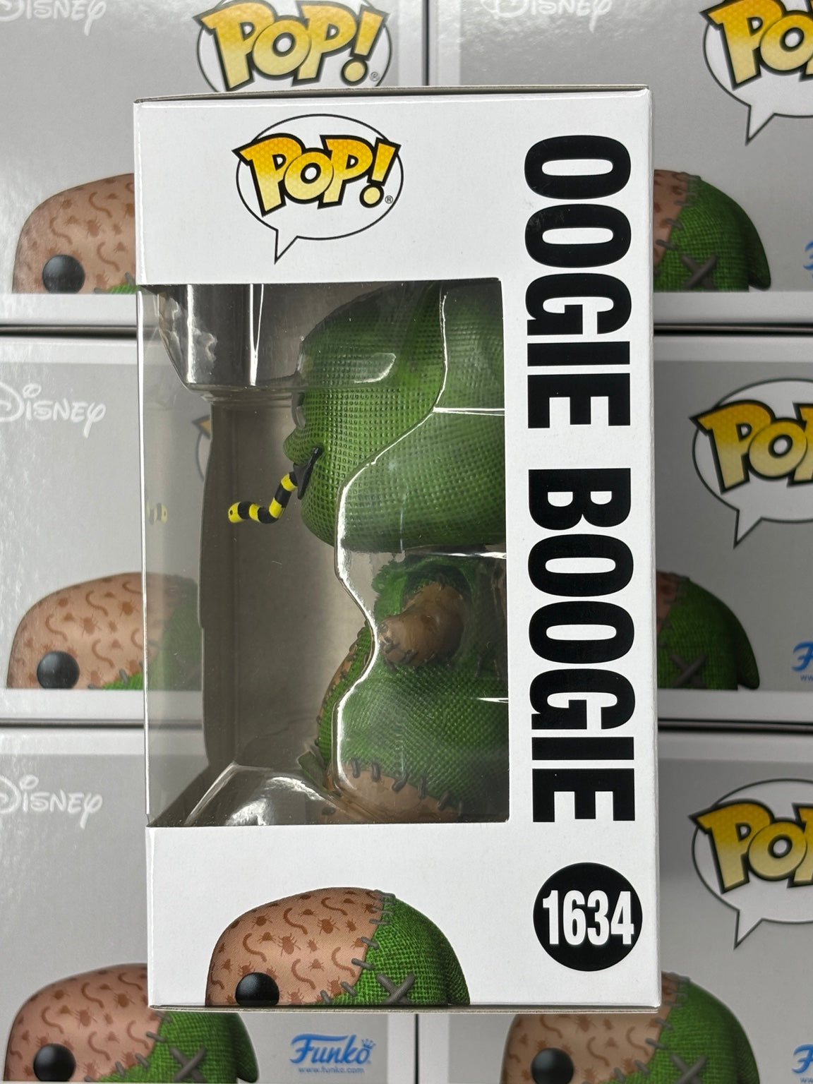 Oogie Boogie Patchwork #1634 – window side of box