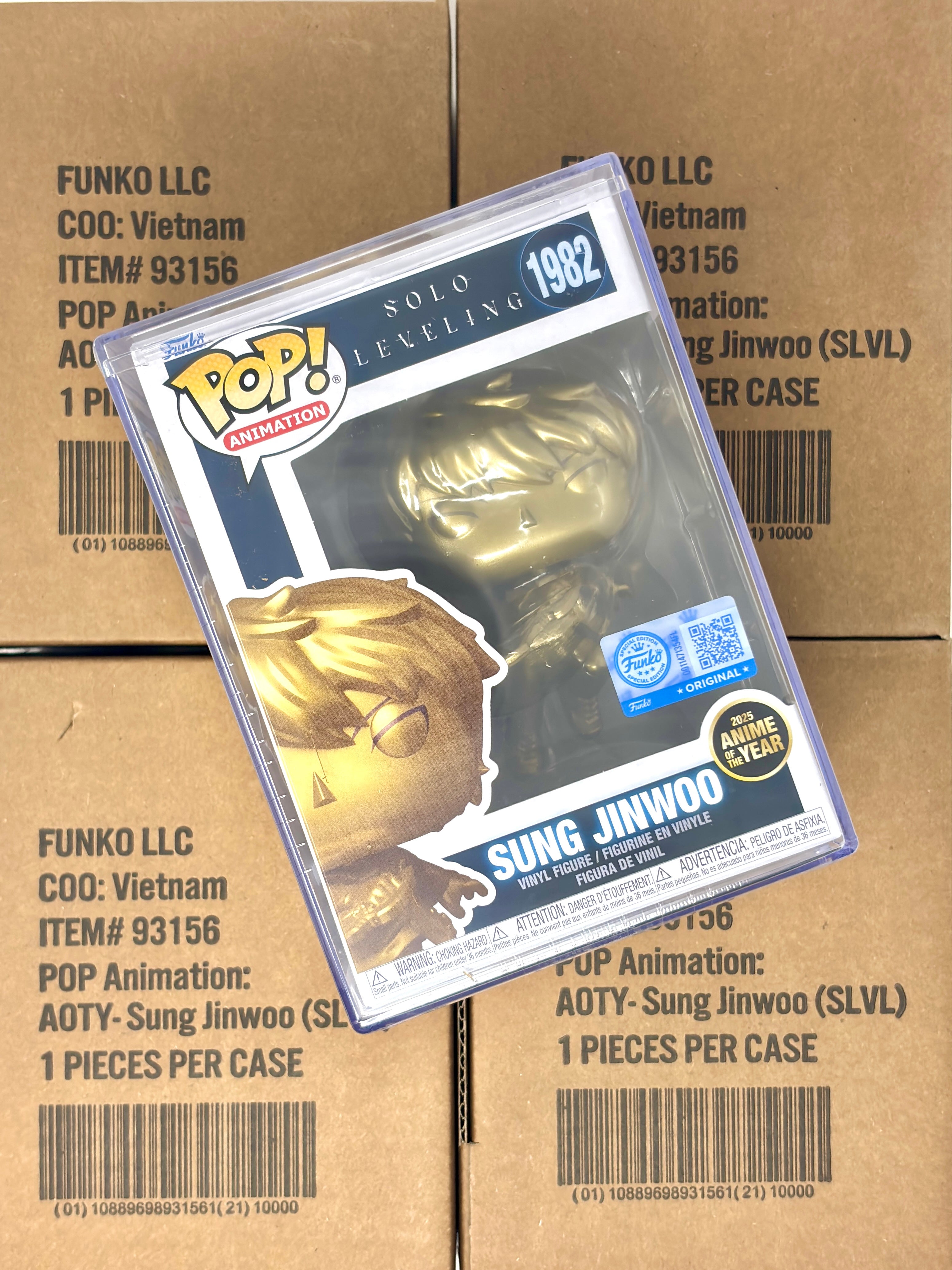 Funko Pop Sung Jinwoo Gold #1982 – Solo Leveling w/ Hard Stack Protector
