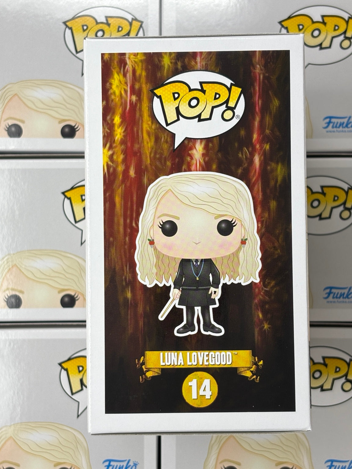 Luna Lovegood #14 Harry Potter Funko Pop – illustrated side of retail box